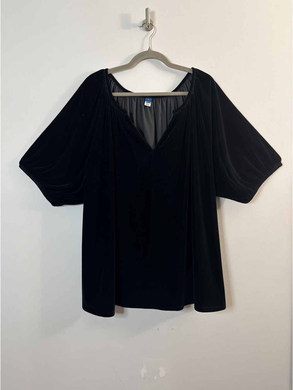 Old Navy Women’s 4X Black Velvet Split Neck Bell Sleeve Blouse Plus Size